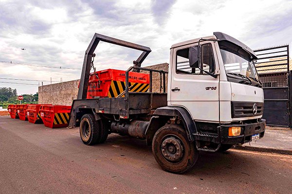 caçambas para descarte de materiais
